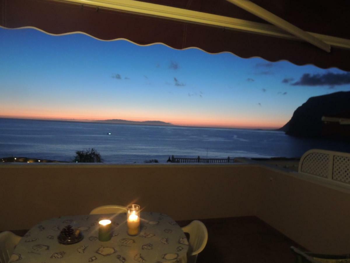 Romantic Retreat With Marine View アカンティラド・デ・ロス・ヒガンテス エクステリア 写真